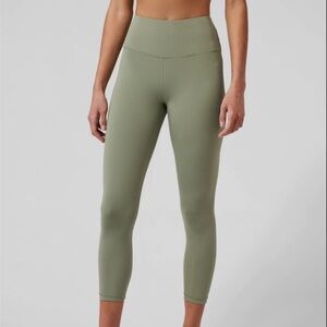 Athleta Elation Train 7/8 Tight Leggings Eucalyptus Olive S/981878
